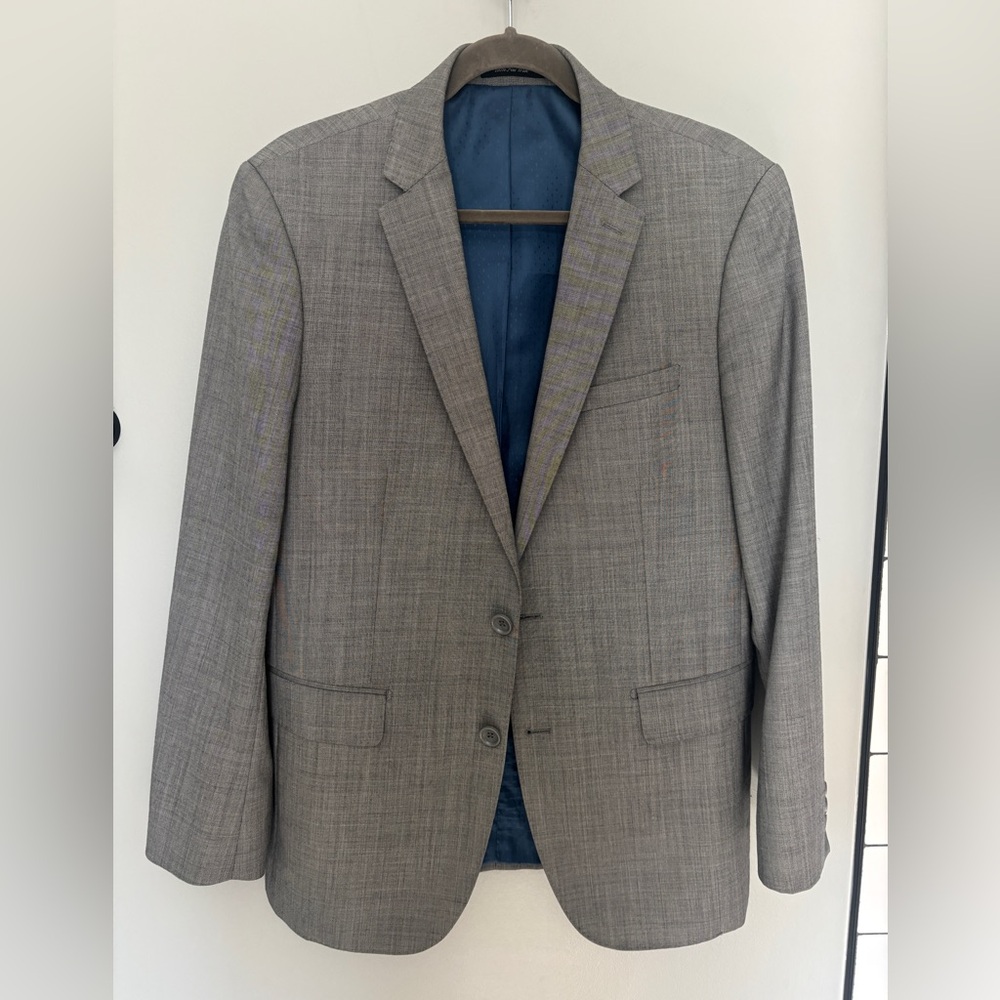 Men's Gray Two-Button Wool-Blend Suit Jacket
